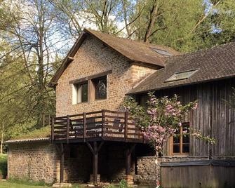 Cottage With Shared Swimming Pool, Hot Tub, Fishing, Tennis, Uk Tv And Wi- - Vimoutiers - Bâtiment