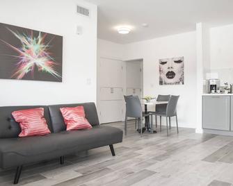 Sobe Lux - Miami Beach - Living room