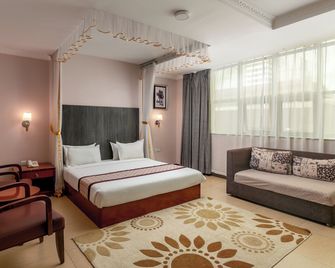 HBT Hotel Russel - Kampala