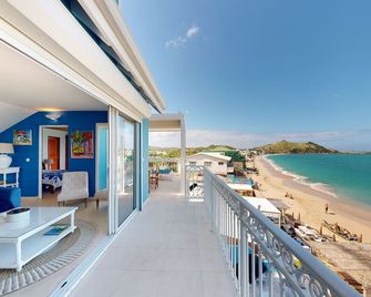 Wonderful, brand new flat with a large terrace on the beachfront - Grand-Case - Balcony
