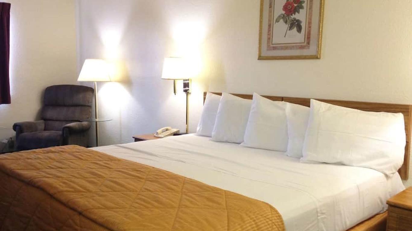Amerihost Inn & Suites Fulton