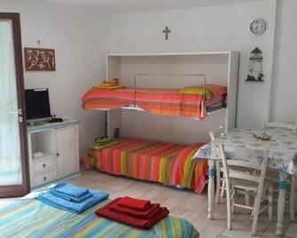 Casa Asia Residence Barrettini - La Maddalena - Slaapkamer