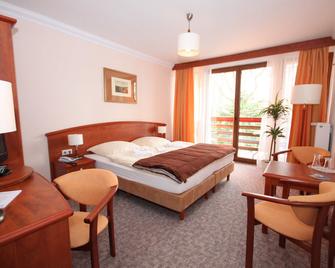 Jagdschloss Waldsee Hotel & Ferienpark - Feldberg - Bedroom