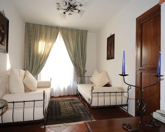 Palazzo Tarlati - Hotel de Charme - Residenza d'Epoca - Civitella in val di Chiana - Sala de estar