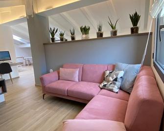 La Casa Di Filò Boutique - Roseto degli Abruzzi - Salon