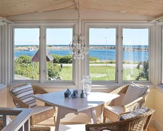 Holiday Home in Sölvesborg - Sölvesborg - Eetruimte