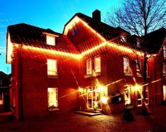 Hotel Hubertus - Ennigerloh - Gebäude