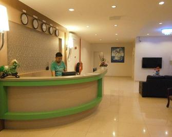 Hotel Kawan - Kampar - Front desk