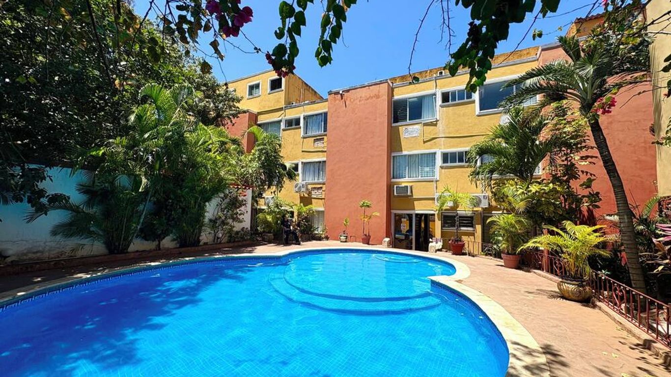 Suites Cancun Center