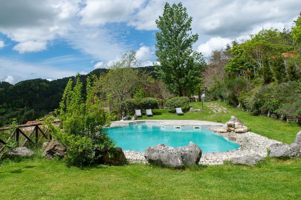 بورجو آي تري باروني