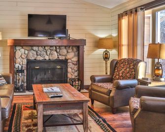 Lost Lake Lodge - Brainerd - Obývací pokoj