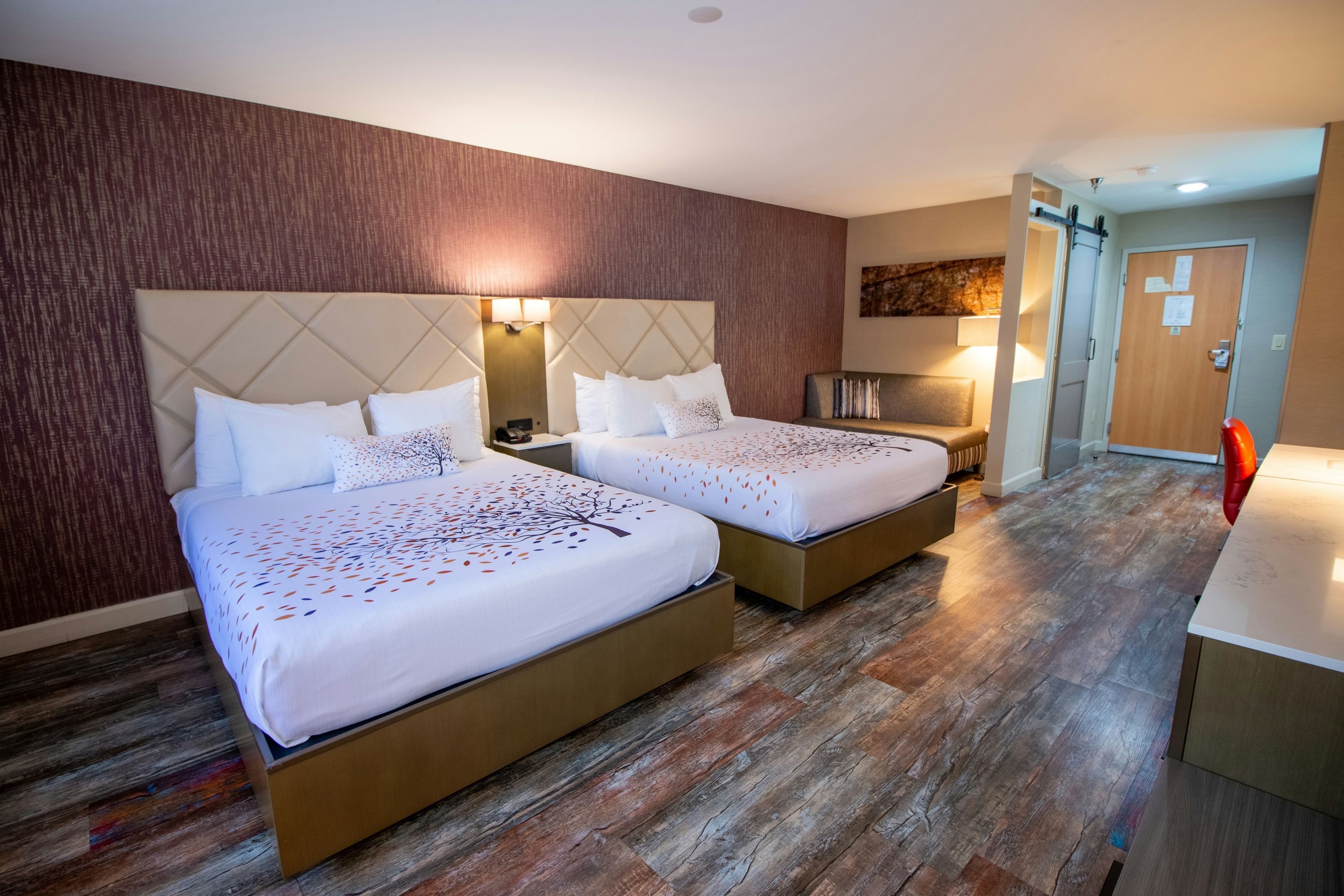 إمبايريا هاي سييرا هوتل - بحيرات ماموث - غرفة نوم