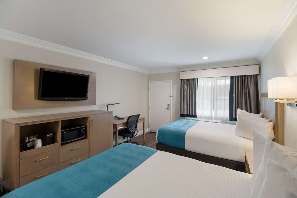 Best Western Woodland Hills Inn