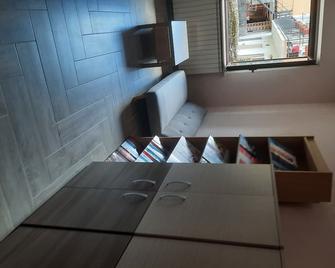 Mountain apartment with lakes and excursions - Montereale - Habitación