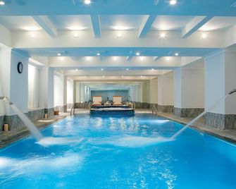 جريكوتيل لاريسا إمبيريال - لاريسا - حوض السباحة