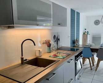 Charming apartment in Challans for 4 people + 1 baby - Challans - Cuisine
