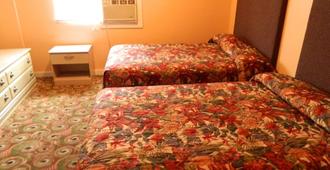 Tropizar Motel - Daytona Beach - Bedroom