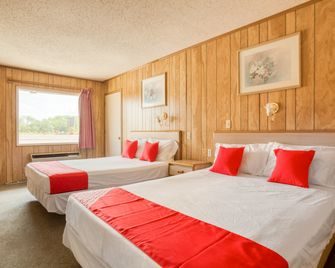 OYO Hotel Breckenridge Tx Hubbard Creek Lake - Breckenridge - Habitación