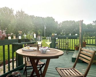 Tranquil 3-bedroom farmhouse in charming Carthage with AC - Carthage - Binnenhof