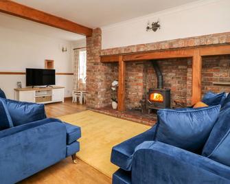 Manor Cottage - Northallerton - Living room