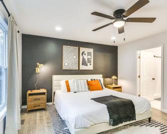 Mt Jackson Home with Hot Tub about 2 Mi to Bryce Resort! - Basye - Bedroom