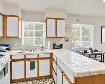 Perfect Private Central Coast Getaway in Salinas! - Salinas - Cocina