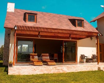 Hop Lago & Mar Exclusiva En Playa De Chincha - Chincha Alta - Patio