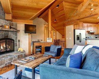 Abode at Skyline, outdoor living, mountain views - Jackson - Vardagsrum