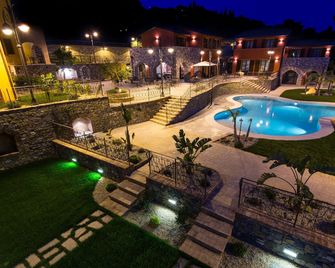 Leonardo Resort - Imperia - Piscine