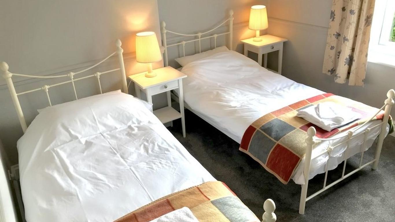 The Red Lion Hotel