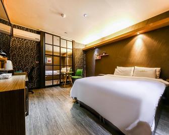 Manhattan Hotel - Cheongju - Bedroom