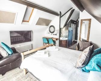 Leaside Hotel - Luton - Bedroom