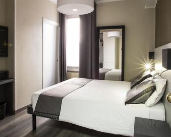 Hotel Ristorante Eurossola - Domodossola - Schlafzimmer