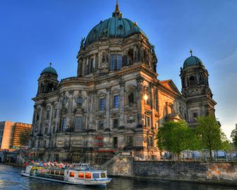 Garner Hotel Berlin - Mitte by IHG - Berlin