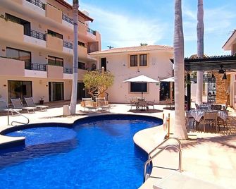 Hotel Santa Fe Los Cabos by Villa Group - קאבו סן לוקאס - בריכה