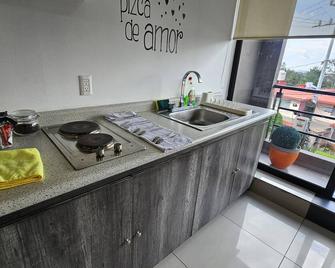 S07 Premium Suite Full Service Wifi Stv - Ciudad López Mateos - Kitchen