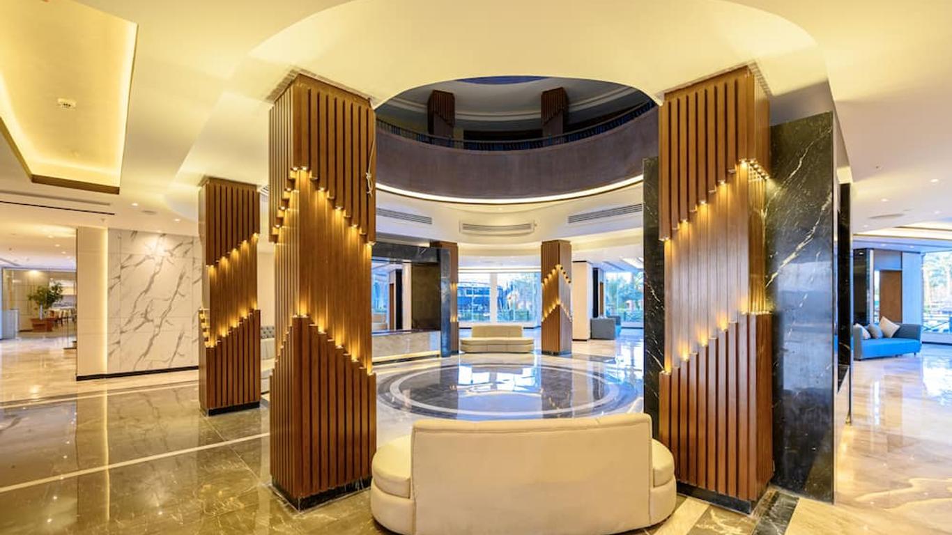 Movie Gate Golden Beach Hotel