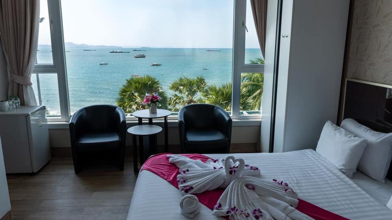The Beach Front Resort, Pattaya
