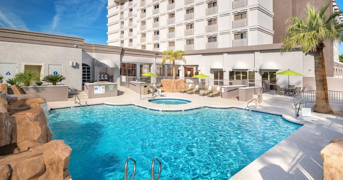 DoubleTree by Hilton Phoenix Mesa from $79. Mesa Hotel Deals & Reviews ...