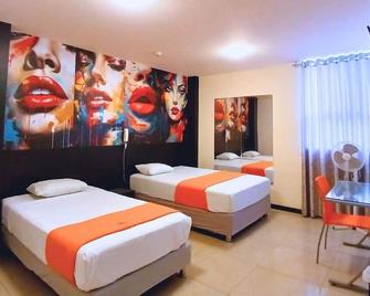Ivankaa Hostel - Trujillo - Bedroom