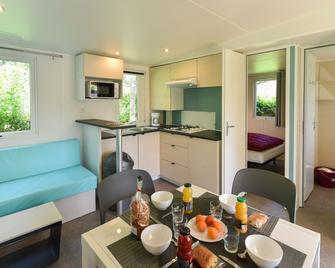 Camping le Kergariou - Clohars-Carnoët - Salle à manger
