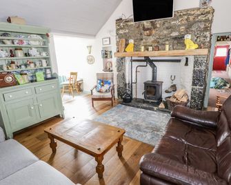 Freemans Cottage, Family Friendly In Enniscrone, County Sligo - Enniscrone - Living room