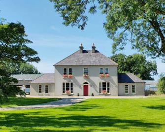 Riversdale Country House - Malin - Edificio