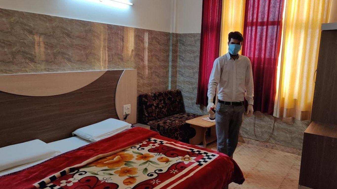 Hotel Aashirwad