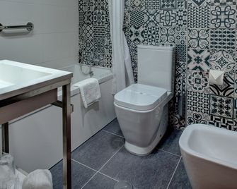 Hotel Vip Inn Berna - Lisboa - Casa de banho