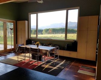 Cozy Hastings Mesa House With Stunning Mountain View Between Ridgway & Telluride - Placerville - Comedor