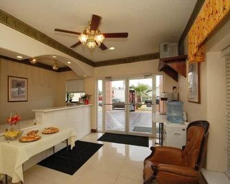 La Copa Inn Mcallen - McAllen - Front desk