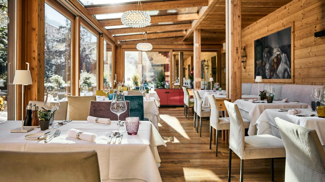 Small Luxury Hotel of the World - DasPosthotel