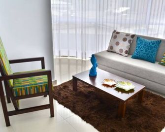 Monterosa Apartamentos Amoblados - Pereira - Σαλόνι