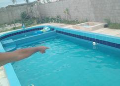House with 2 suites, pool and barbecue near Prea Beach 30min from Jeri - Cruz - Pileta